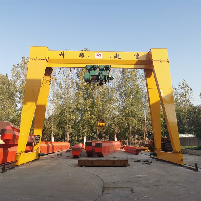 MH型電動(dòng)單梁門式起重機(jī) MH型電動(dòng)單梁門式起重機(jī)